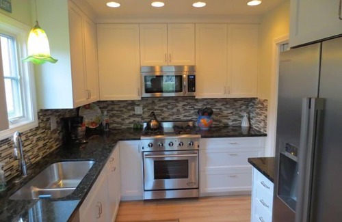 Montecito House | Gorgeous Private Casita in Perfect Location.Walk to Beach/Shopping!