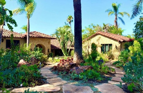 Covenant House | Gorgeous Rancho Santa Fe Dream Estate