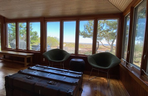 Slaughter Beach Cottage | GORGEOUS, RECENTLY RENOVATED, WATERFRONT COTTAGE