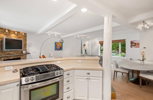 Aspen House | Gorgeous remodel, Fantastic Location! Amazing Aspen Luxury home walk to Gondola