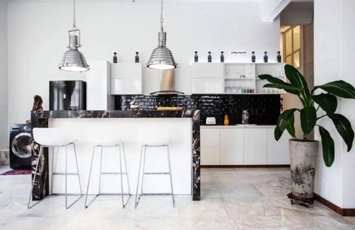 Cartagena Walled City House | Gorgeous Republican. Apt inside old city.