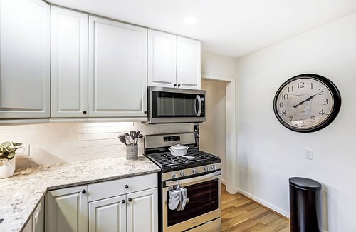 Dayton House | Gorgeous retreat in Dayton OH with private fenced yard.