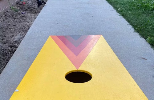 Lake Balboa House | Gorgeous Retro Home w/private yard in Los Angeles