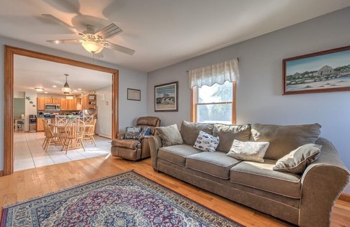 Point Judith House | Gorgeous Sandhill Cove Vacation Home!