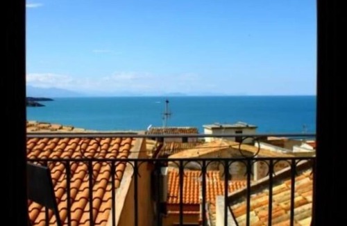 Old Town House | Gorgeous sea view house in the historic center