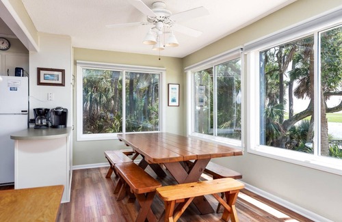 Jeremy Cay House | Gorgeous Secluded Island W/Creek & Ocean View w/DOCK & swim! Pet-friendly/Wi-Fi