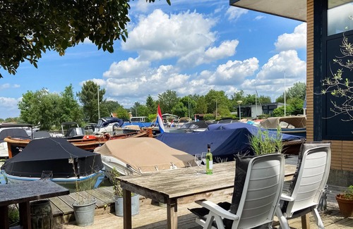 Loosdrecht Boat Rental | Gorgeous ship in Loosdrecht with WiFi