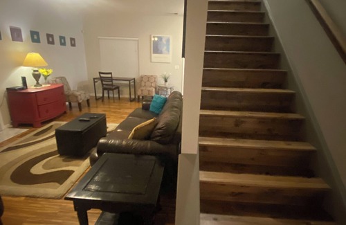 Charlotte House | Gorgeous spacious manor house close to UNCC and uptown Charlotte