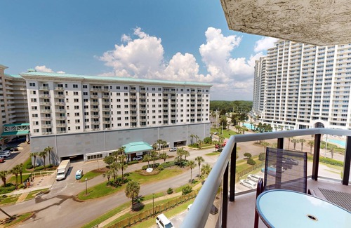 Miramar Beach Condo | Gorgeous Surfside 708A