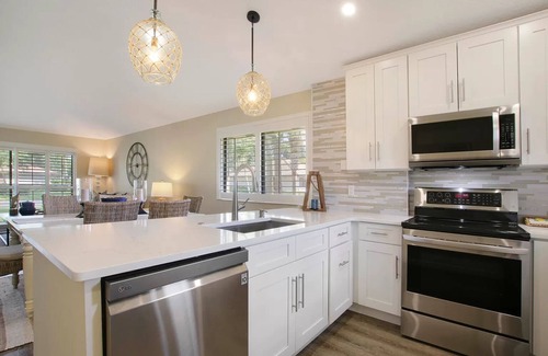 Palm Beach Gardens House | Gorgeous Townhome in the Heart of PGA National Resort & Spa w/Private Entrance