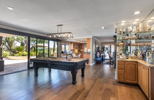 Los Angeles Villa | Gorgeous unique villa W/pool, spa & SWEEPING view