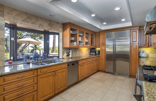 Los Angeles Villa | Gorgeous unique villa W/pool, spa & SWEEPING view