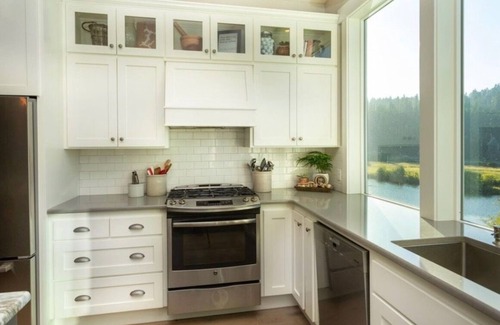 Coeur d'Alene House | Gorgeous Views 15 min to downtown Peace and Serenity