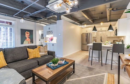 Village of La Jolla Condo | Gorgeous Villa Steps to La Jolla Cove