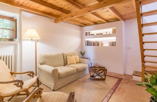 Valldemossa Villa | Gorgeous villa with view of the sea