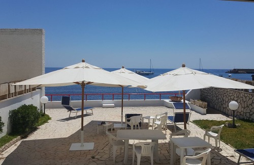 Santa Marinella Villa | Gorgeous villa with direct descent to the sea