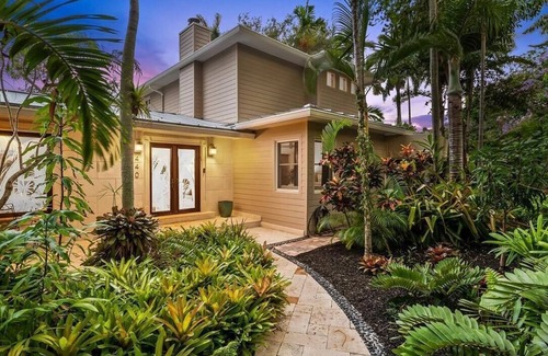 Hendricks and Venice Isles House | Gorgeous waterfront home in the heart of downtown!