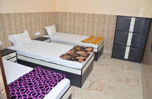 Kolkata House | Goroomgo Dev Guest House Howrah, Kolkata