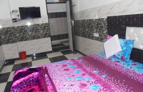 Meerut Hotel | Goroomgo Labh Mahal Meerut