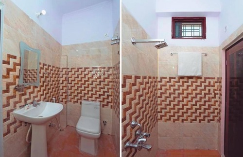 Tapovan Hotel | Goroomgo The Aradhya Gange Residency Rishikesh