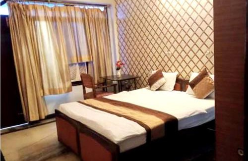 Mahanagar Hotel | Goroomgo Woodstock Homestay - Family friendly