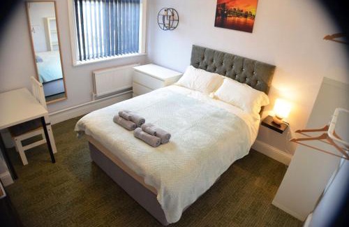 Belle Vue Hotel | Gorton Mount Hotel Manchester