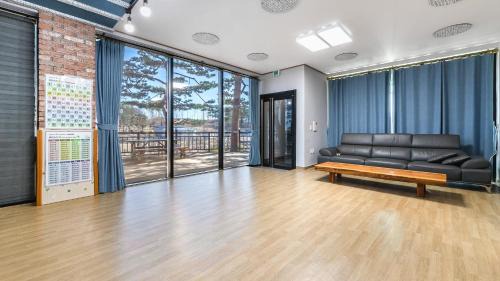 Sokcho House | Goseong Pinetree Pension