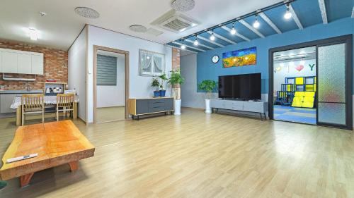 Sokcho House | Goseong Pinetree Pension