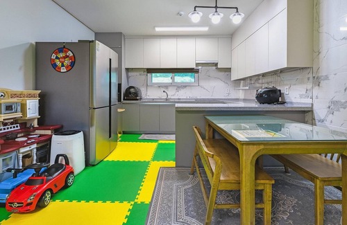 Sokcho House | Goseong Pinetree Pension