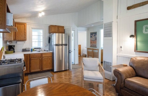 Saugatuck Cottage | Goshorn Lake Resort Cottage #8