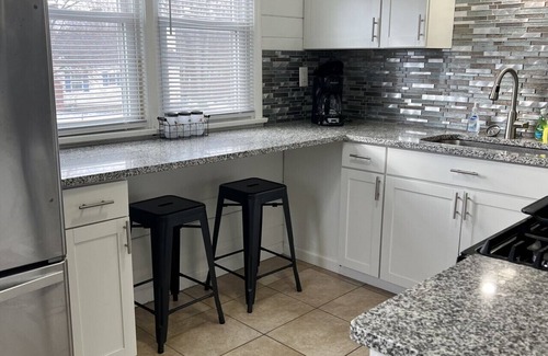 Geneva-on-the-Lake House | GOTL Coastal Cottage- Sunset Vacation Rentals