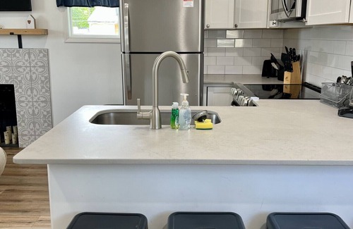 Geneva-on-the-Lake House | GOTL Cozy Cottage- Sunset Vacation Rentals