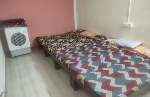 Ujjain House | Gourishankar Guest House