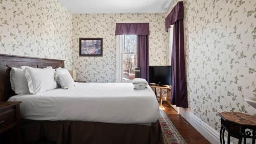 Leadville House | Governor's Mansion Guest Suites For Big Groups