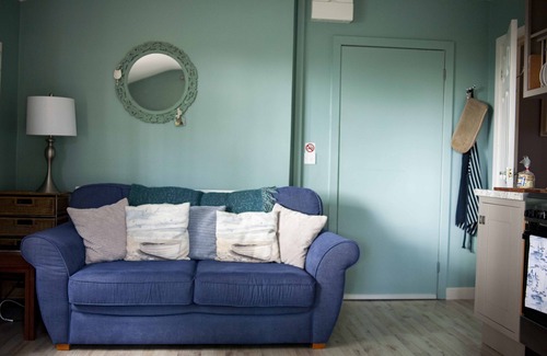 Llanelli Apartment | Gower View - Modern self contained unit with superb sea views