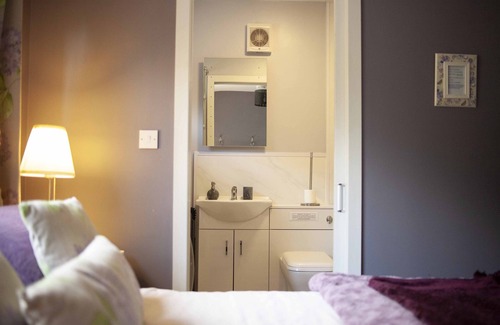 Llanelli Apartment | Gower View - Modern self contained unit with superb sea views