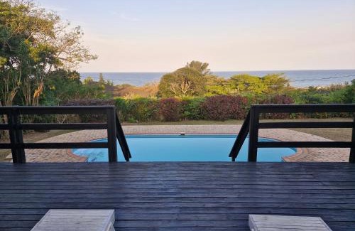 Port Edward House | Grace Avenue Townhouse & Studio