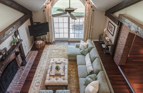 Mequon House | Grace Manor - A Poshabodes Luxury Property