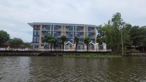 Lat Krabang Hotel | Grace Riverfront