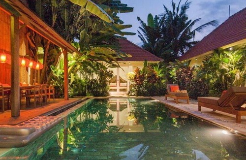 Berawa Villa | Graceful 3BR Villa, Canggu! Located Close To The Beach! W/Swimming Pool!