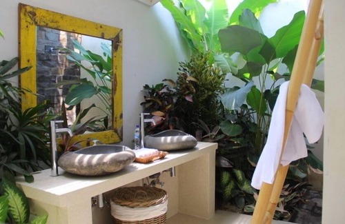 Berawa Villa | Graceful 3BR Villa, Canggu! Located Close To The Beach! W/Swimming Pool!