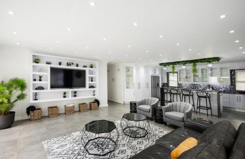 Benoni Cabin | Gracia de Dios