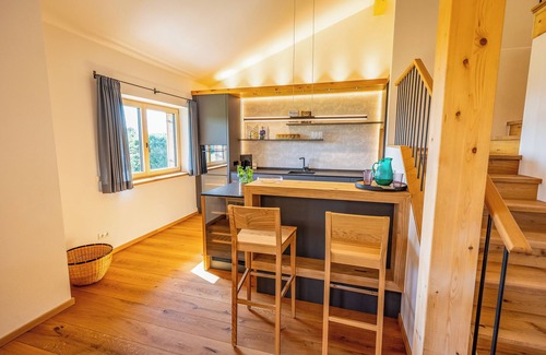 Chieming Apartment | "Graf Chiemo Suites" luyury living direkt am Chiemsee mit privatem Seezugang!
