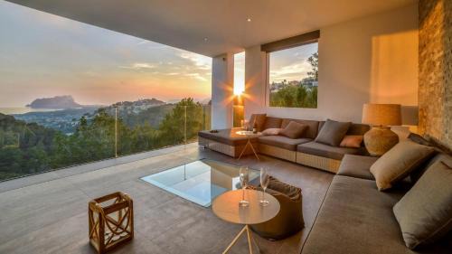 Teulada Villa | Graham Holiday Rentals - Moraira Breeze