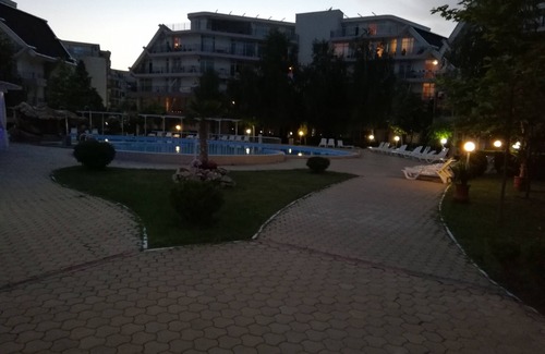 Chaika Apartment | Grahams Spacious 2 bed apart for rent at Sunny Beach
