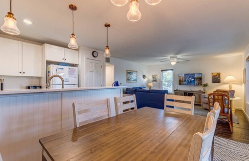 Ocean Sands Condo | Grammie's Place | 574 ft from the beach | Community Pool | Corolla