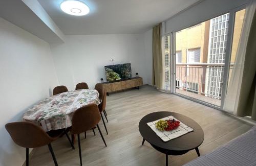 Campoamor Apartment | Gran apartamento diseño