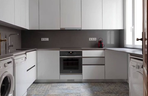 Dreta de l'Eixample Apartment | Gran Via Luxe 7 rooms, 4 bathrooms, 8' walk from Paseo de Gracia