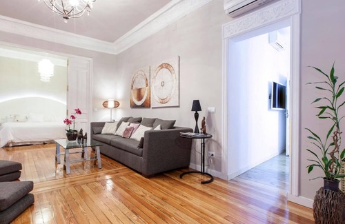 Centro Apartment | Gran Vía Moon - 2-bedroom apartment in the city center