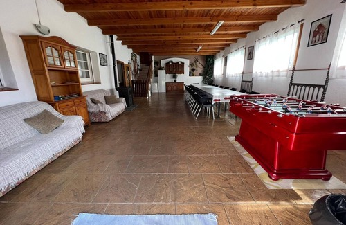 Pineda de Mar Villa | Gran Villa Cal Toni 13-18 pers, Pool, 800m beach, wifi